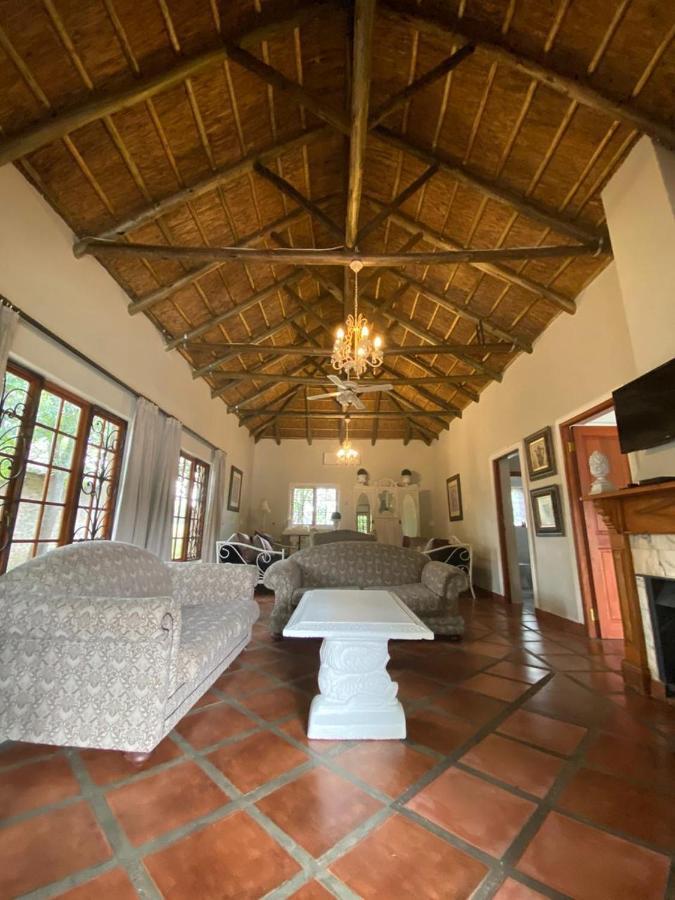 Arcadia Luxury Guesthouse Kroonstad Eksteriør billede